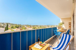 Attractive 3 bedroom with balcony and parking - Dodo et Tartine
